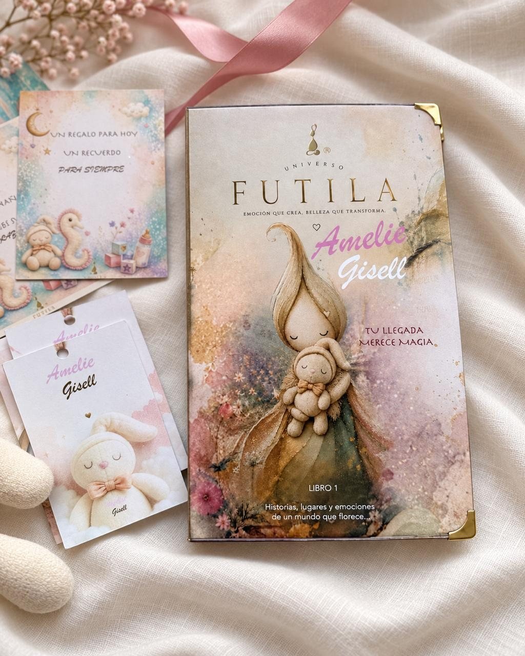 Portada del libro Universo FUTILA personalizado con el nombre del bebé.